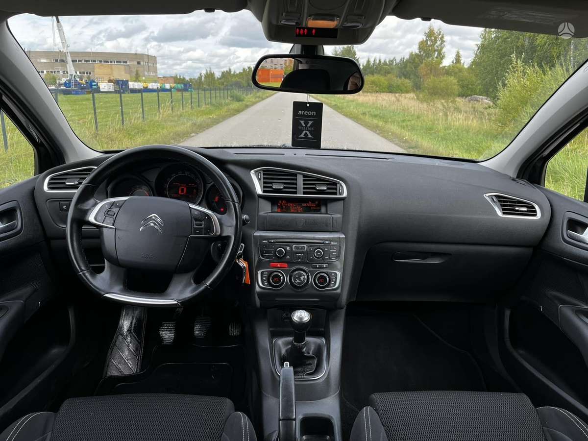 Citroen C4, 1.6 l., Хэтчбек