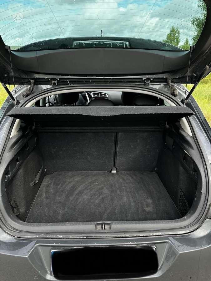 Citroen C4, 1.6 l., Хэтчбек