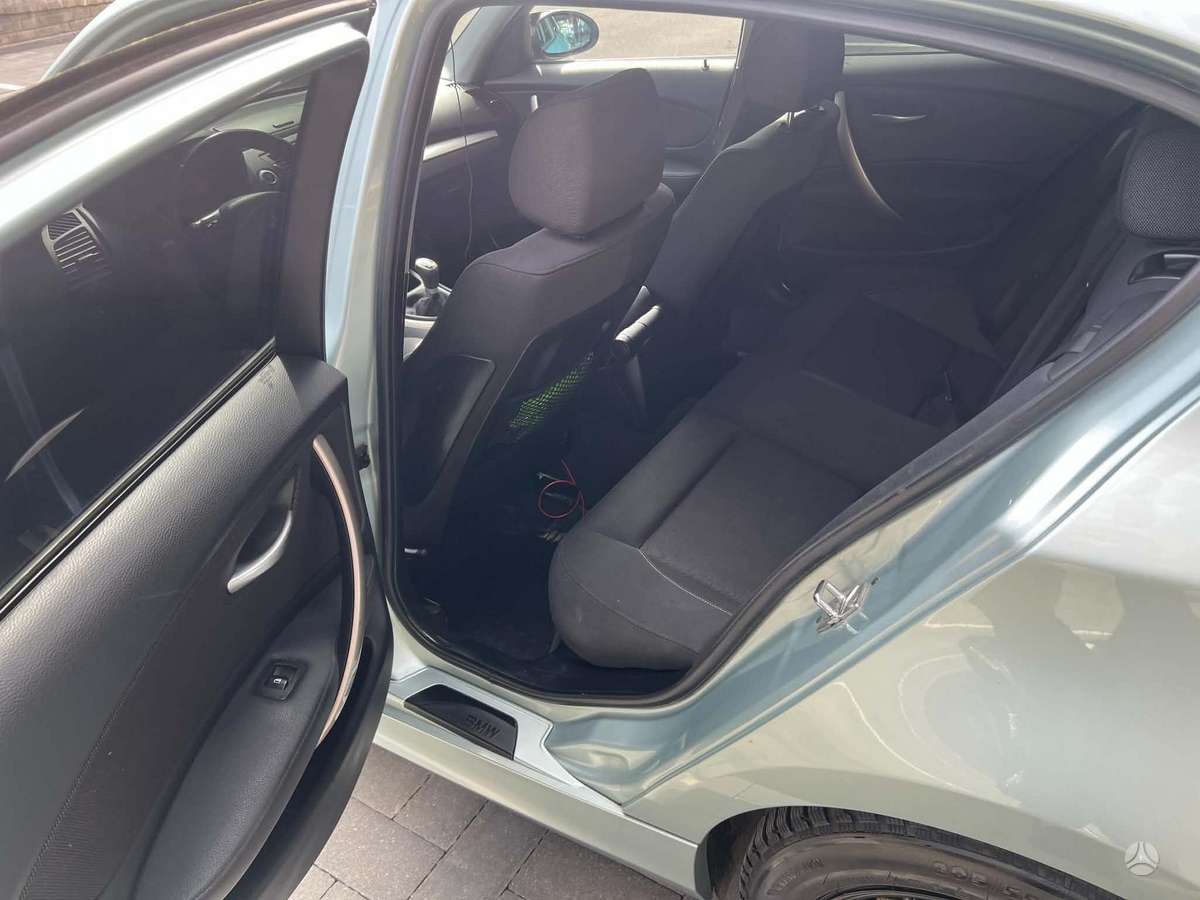 BMW 118, 2.0 l., Хэтчбек