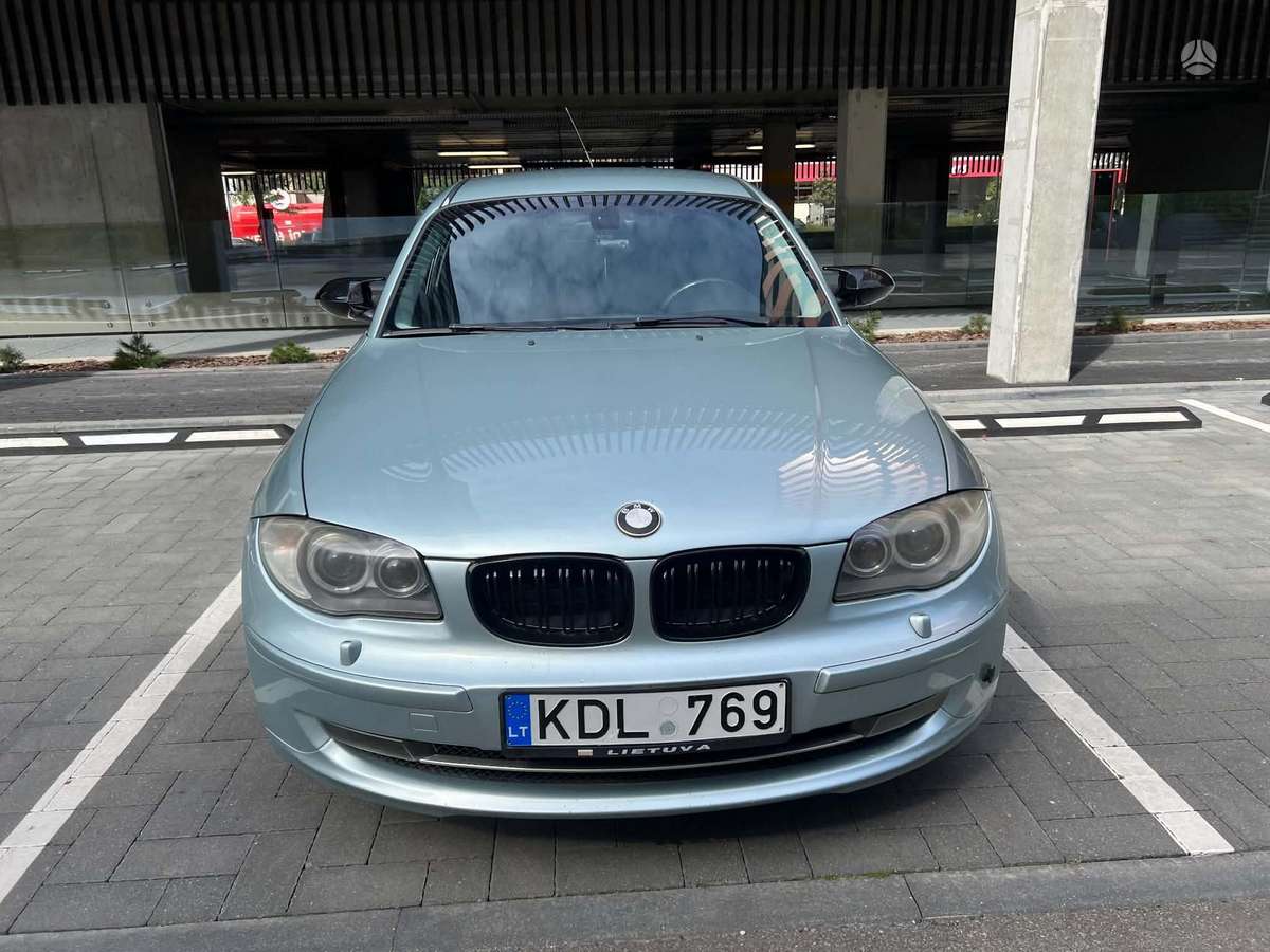BMW 118, 2.0 l., Хэтчбек