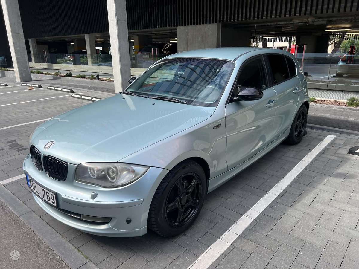 BMW 118, 2.0 l., Хэтчбек