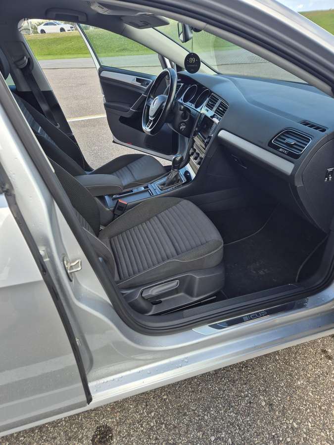 Volkswagen Golf, 1.6 l., Универсал