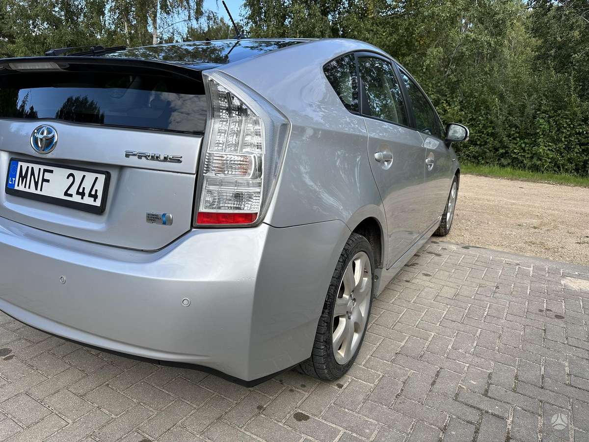 Toyota Prius - 6