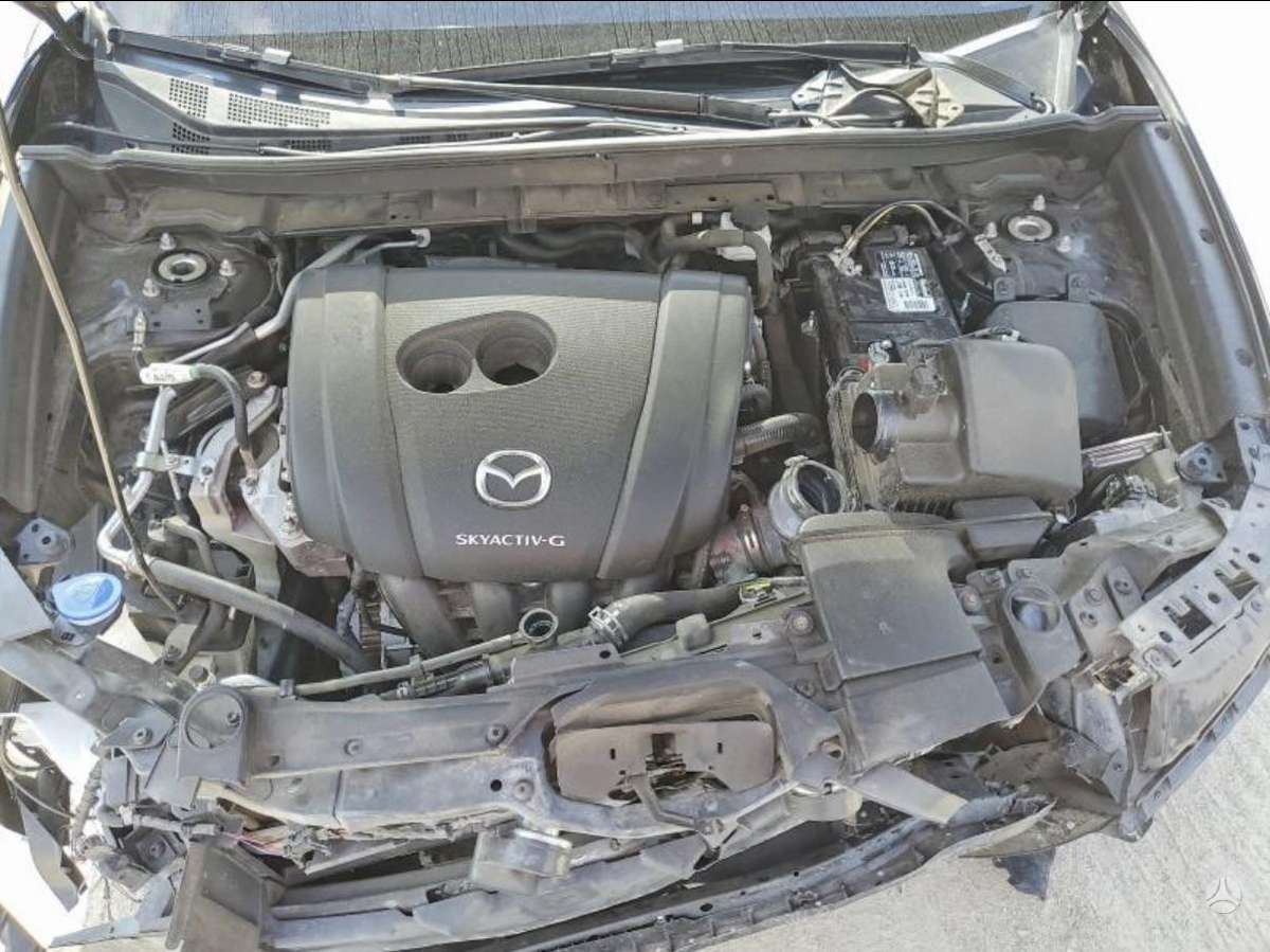Mazda CX-30 по частям