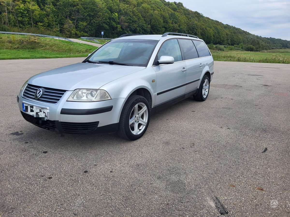 Volkswagen Passat - 2