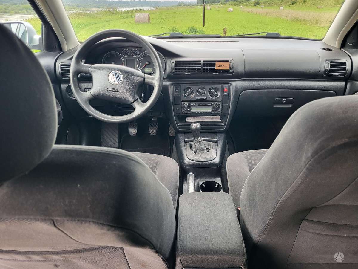 Volkswagen Passat - 7