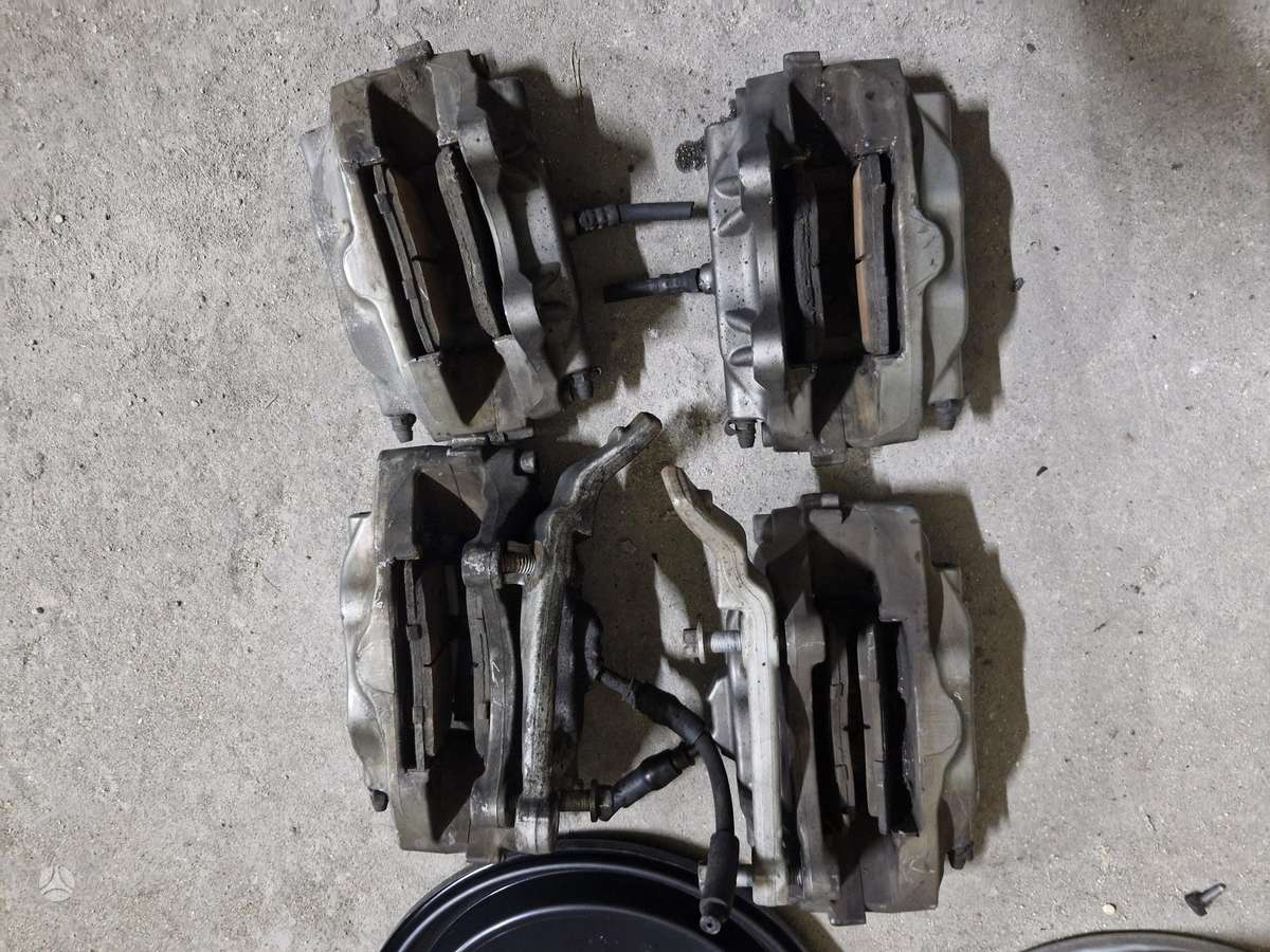 Volvo V70, brembo, тормозные диски, тормозные суппорты