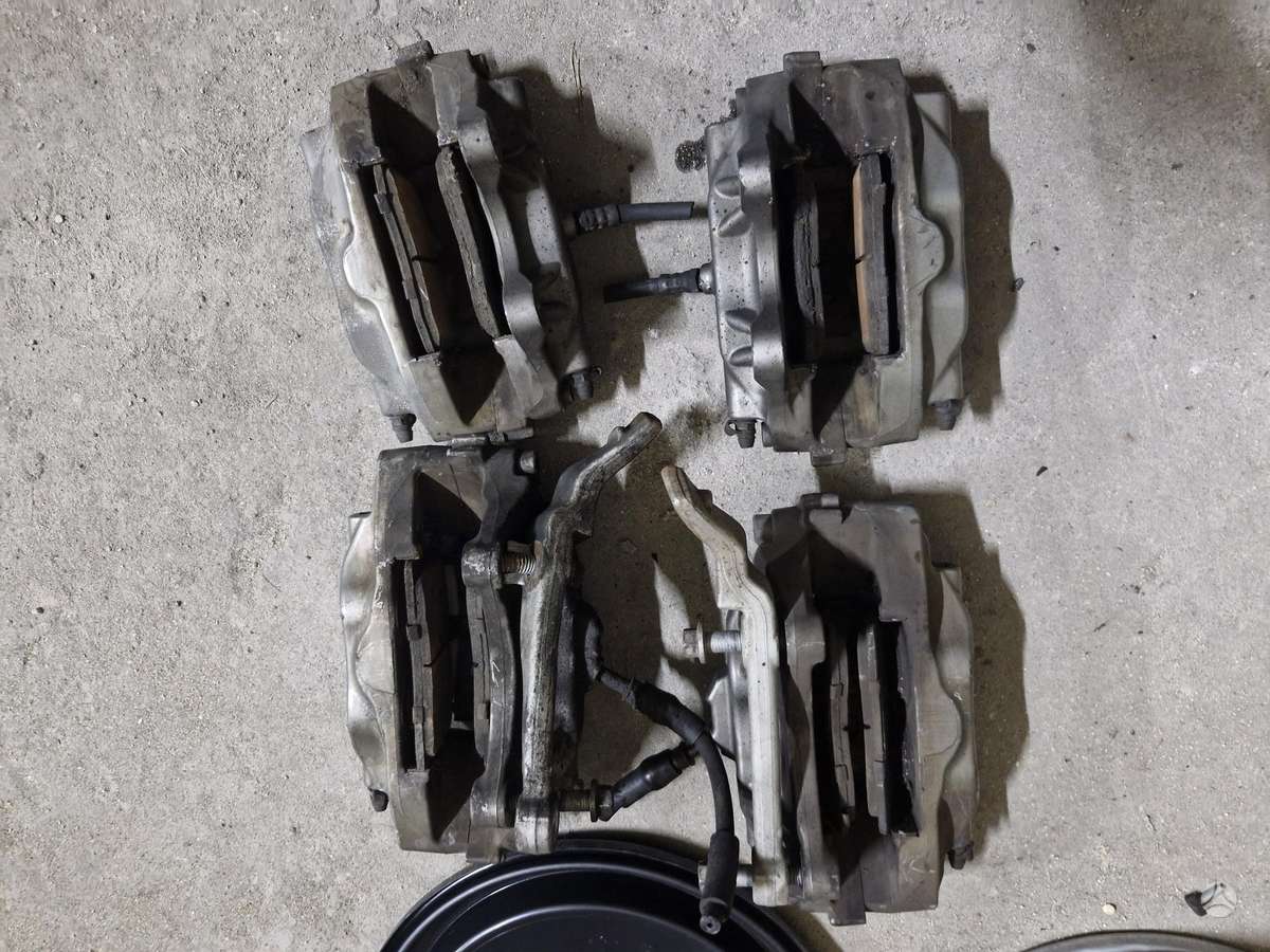 Volvo V70, s60 brembo, brake discs, brake calipers