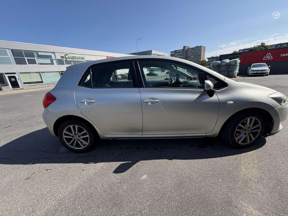 Toyota Auris - 6