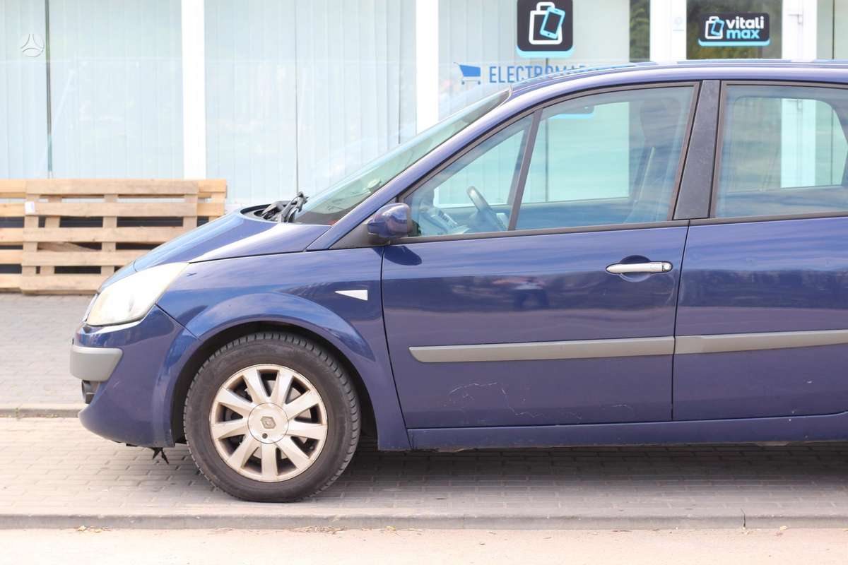 Renault Grand Scenic - 3
