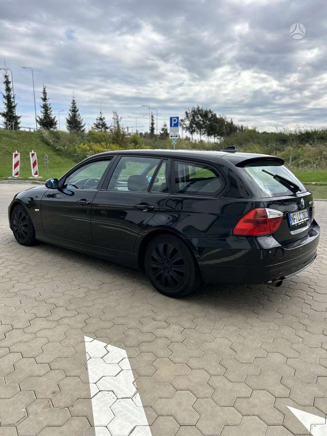 BMW 320, 2.0 l., universalas