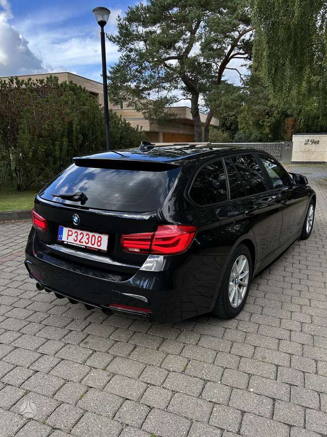 BMW 320, Универсал