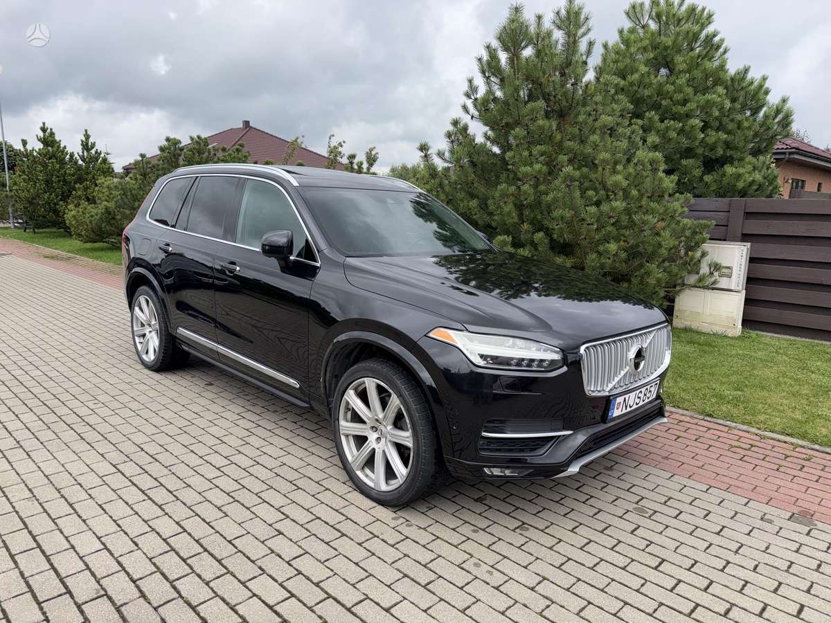 Volvo XC90, 2.0 l., off-road / crossover