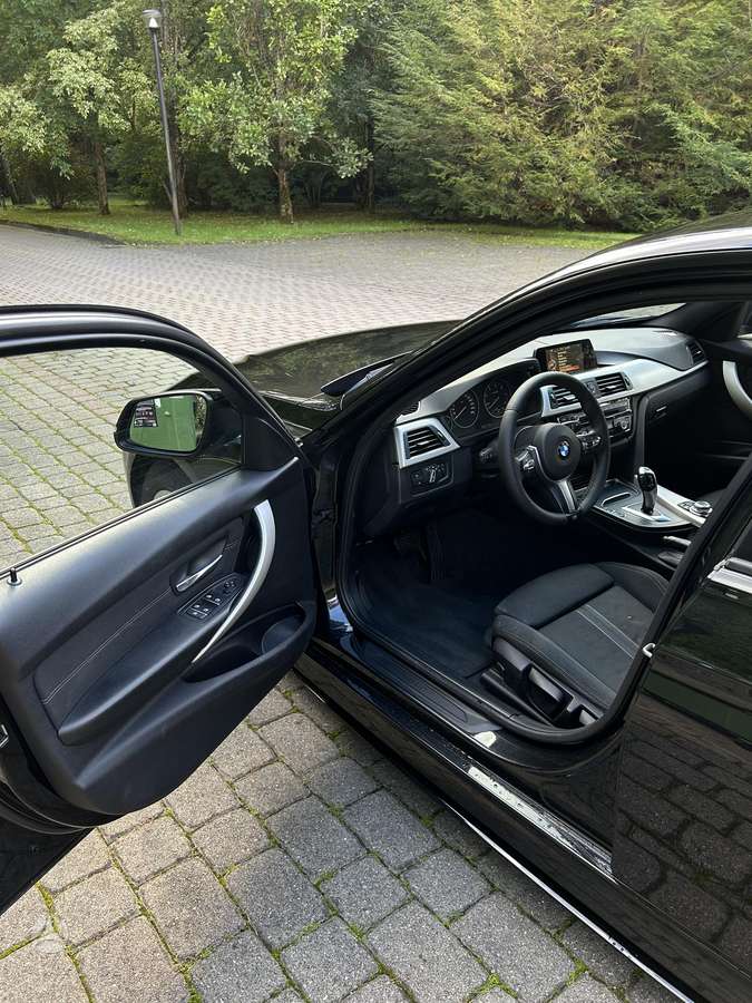 BMW 320, Универсал