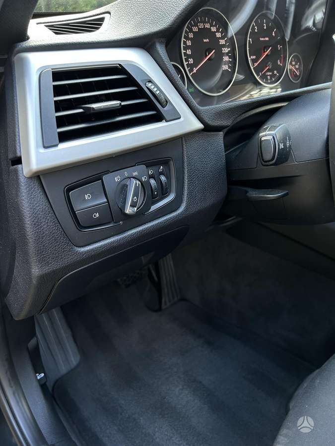 BMW 320, Универсал