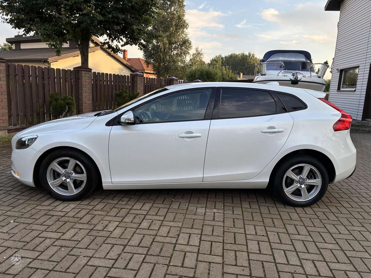 Volvo V40 - 6