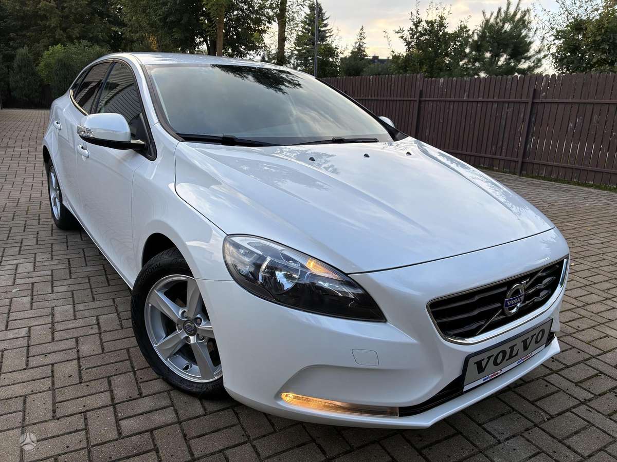 Volvo V40 - 1