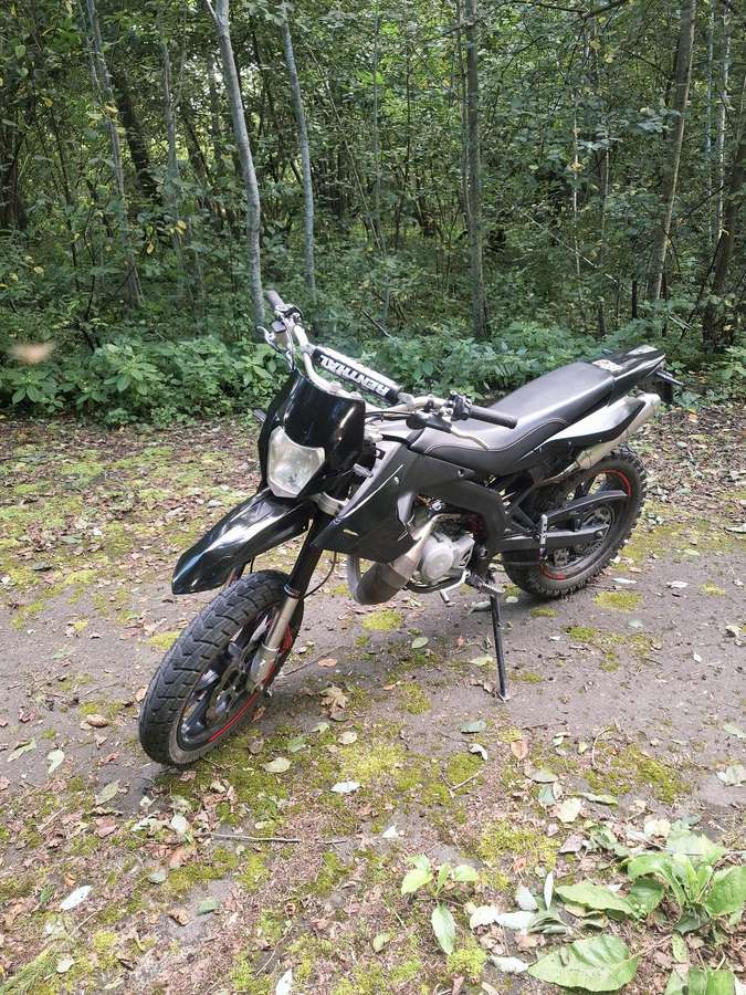Derbi Senda 49cc, supermoto
