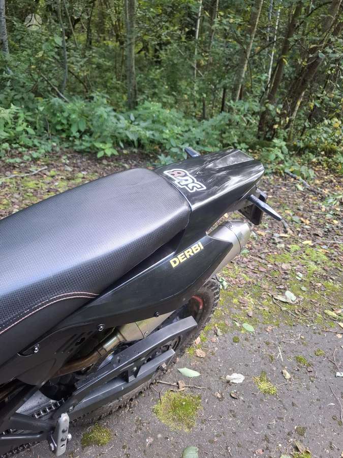 Derbi Senda 49cc, supermoto