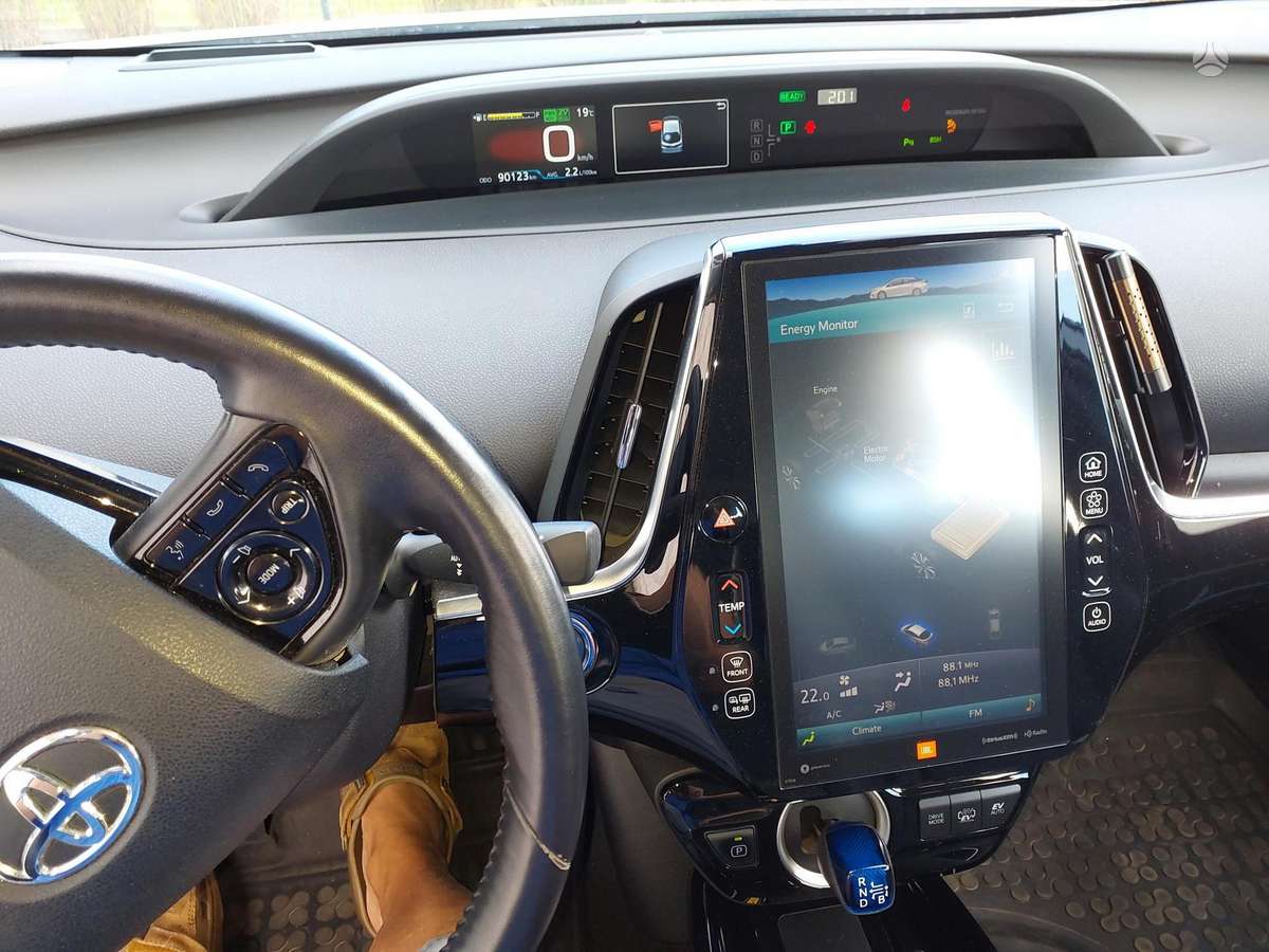 Toyota Prius Prime - 4