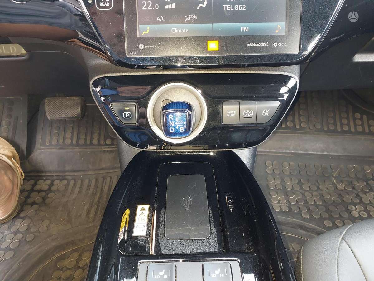 Toyota Prius Prime - 5