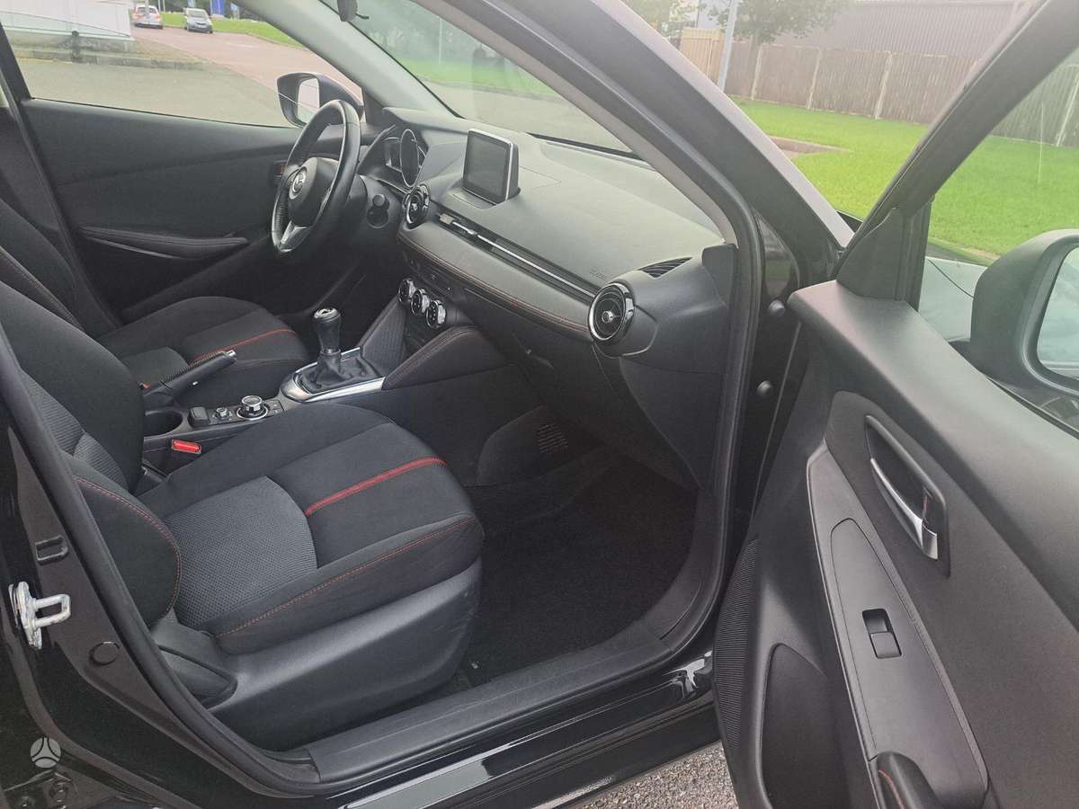 Mazda 2, 1.5 l., Хэтчбек