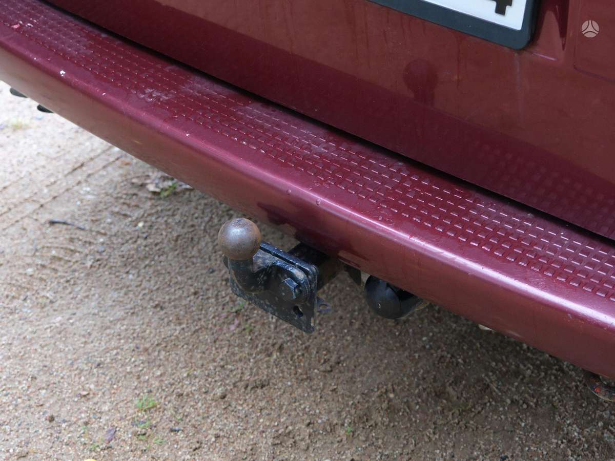 Volkswagen Caravelle - 7