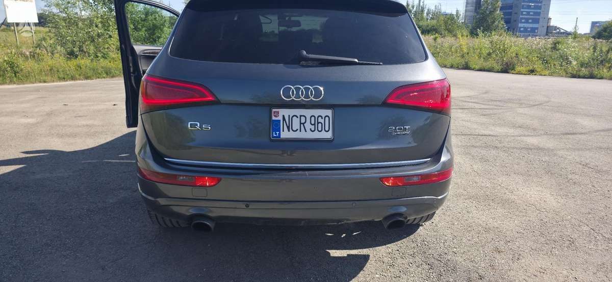 Audi Q5, 2.0 l., Внедорожник / Кроссовер