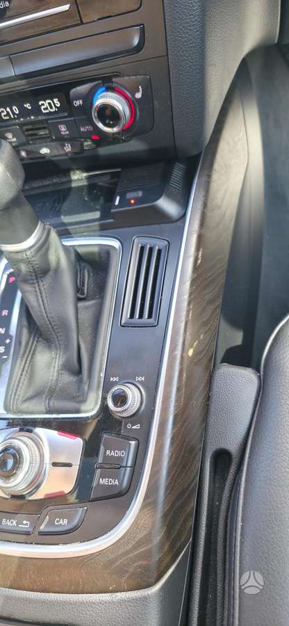 Audi Q5, 2.0 l., Внедорожник / Кроссовер