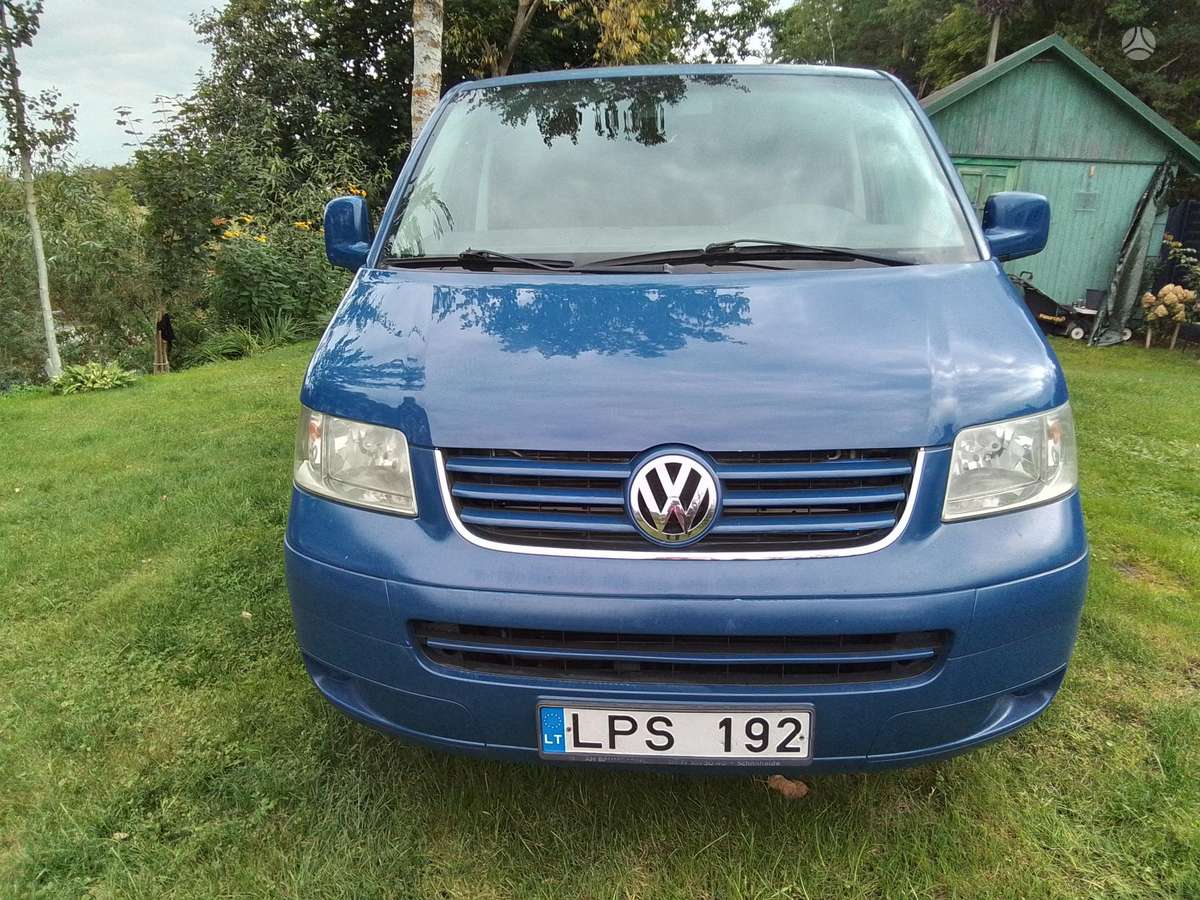 Volkswagen Transporter - 2