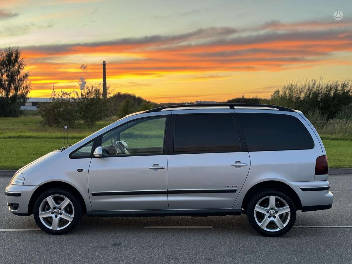 Volkswagen Sharan - 4