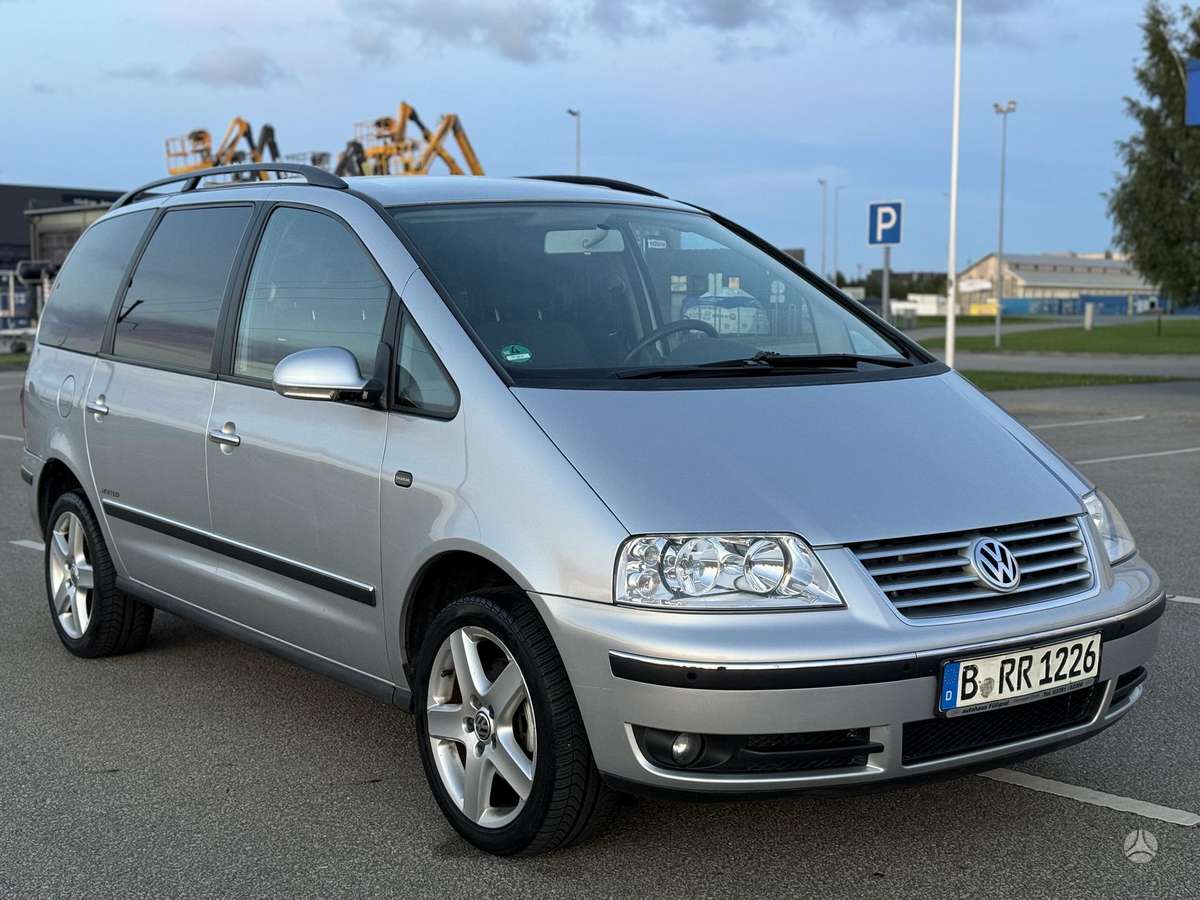 Volkswagen Sharan - 9