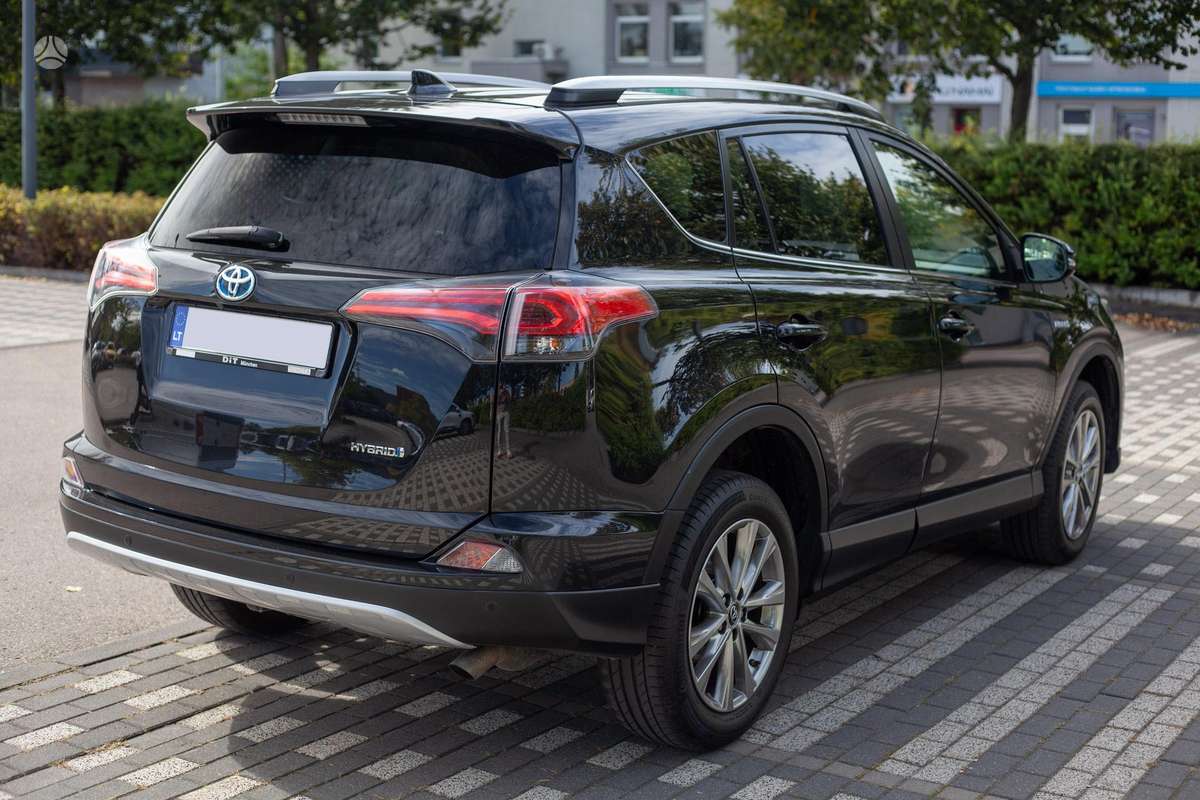 Toyota RAV4 - 5