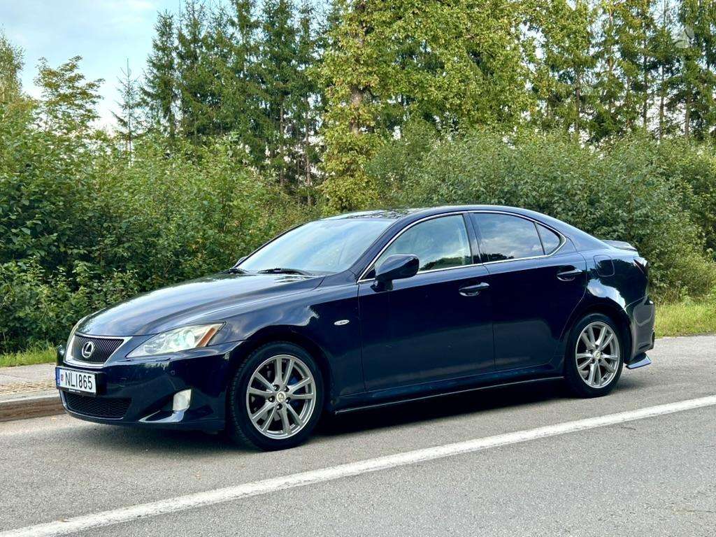 Lexus IS 250 - 3