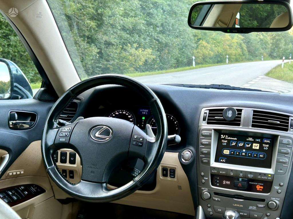 Lexus IS 250, 2.5 l., Седан