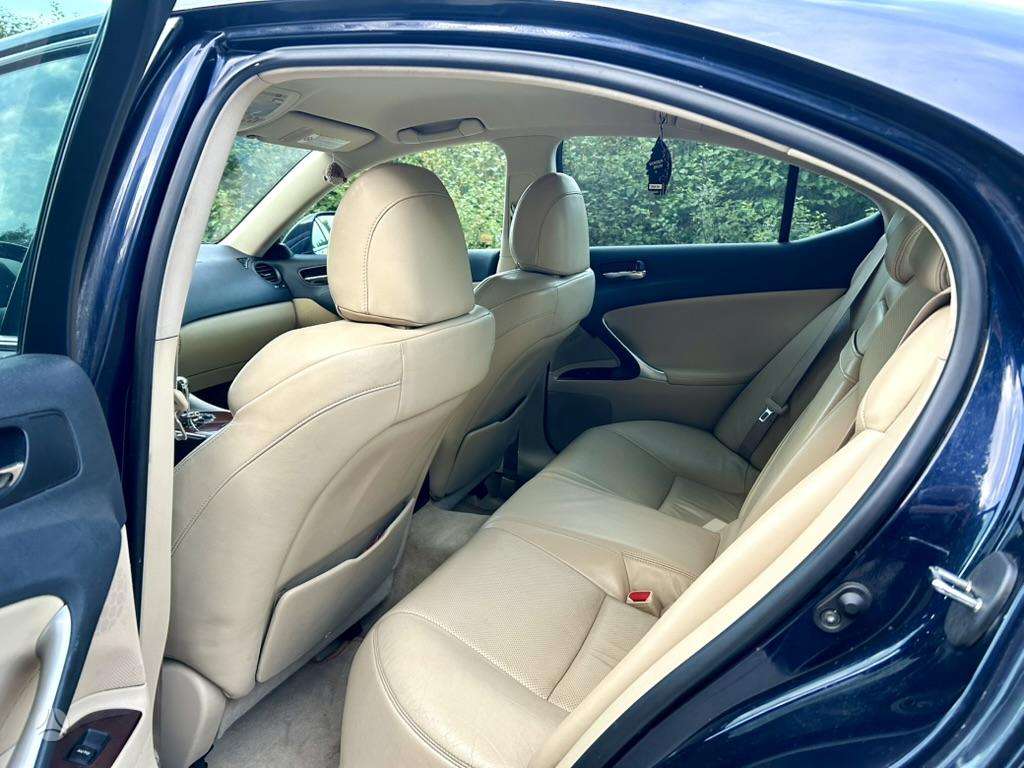 Lexus IS 250, 2.5 l., Седан