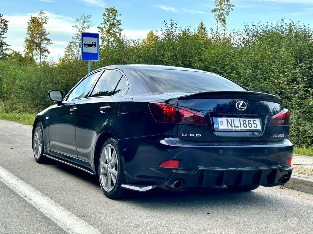 Lexus IS 250 - 1