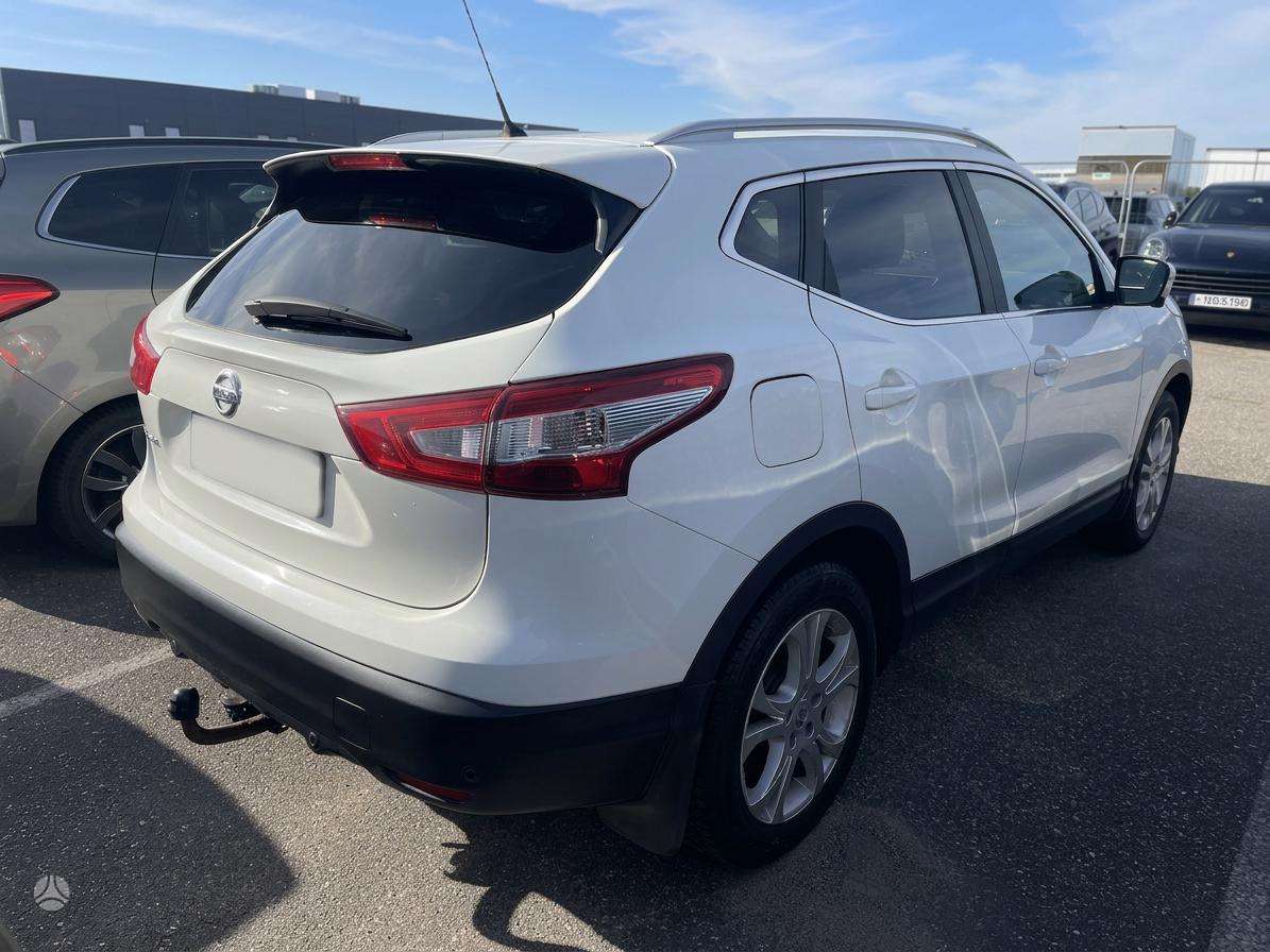 Nissan Qashqai - 4