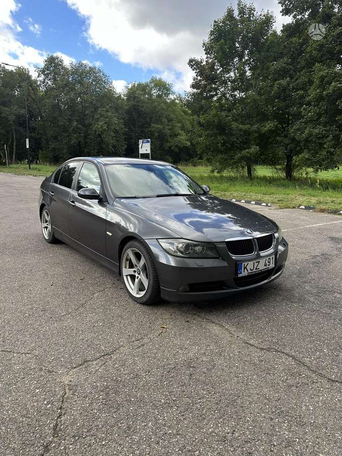 BMW 320, 2.0 l., Седан