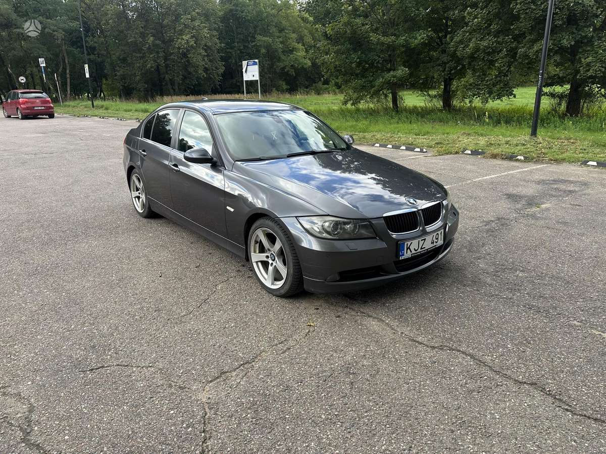 BMW 320, 2.0 l., Седан
