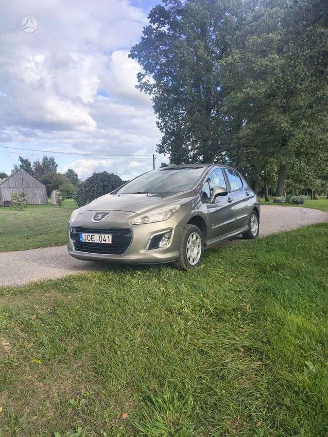 Peugeot 308 - 1