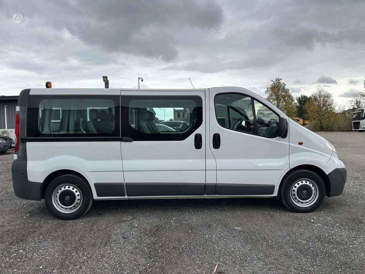 Opel Vivaro - 4