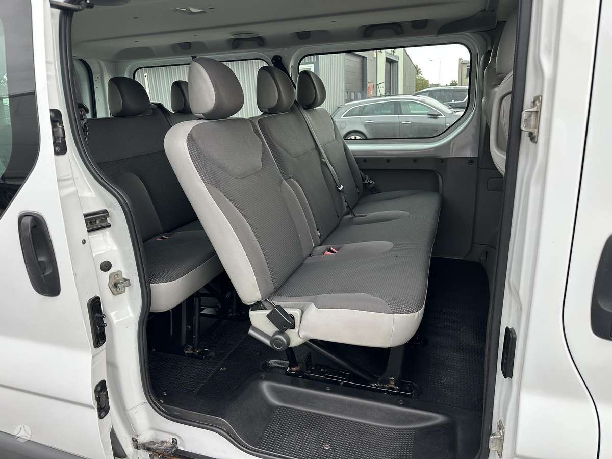 Opel Vivaro - 9