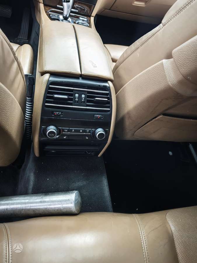 BMW 730, 3.0 l., Седан