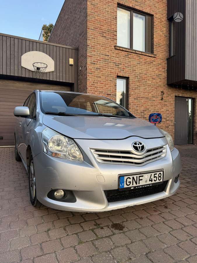 Toyota Verso - 3