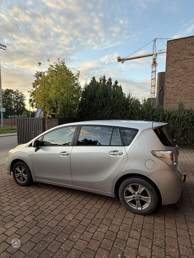 Toyota Verso - 6