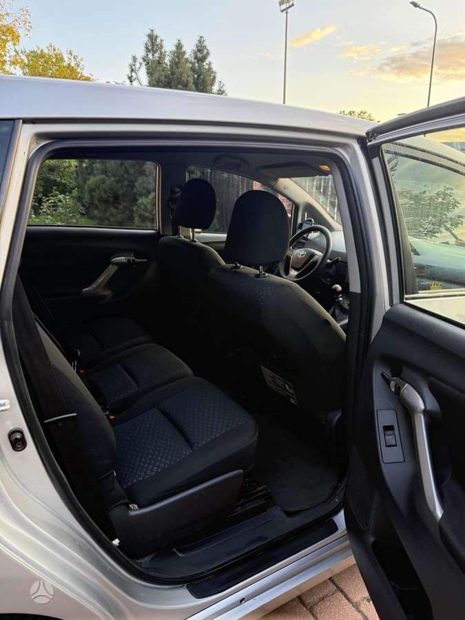 Toyota Verso - 8