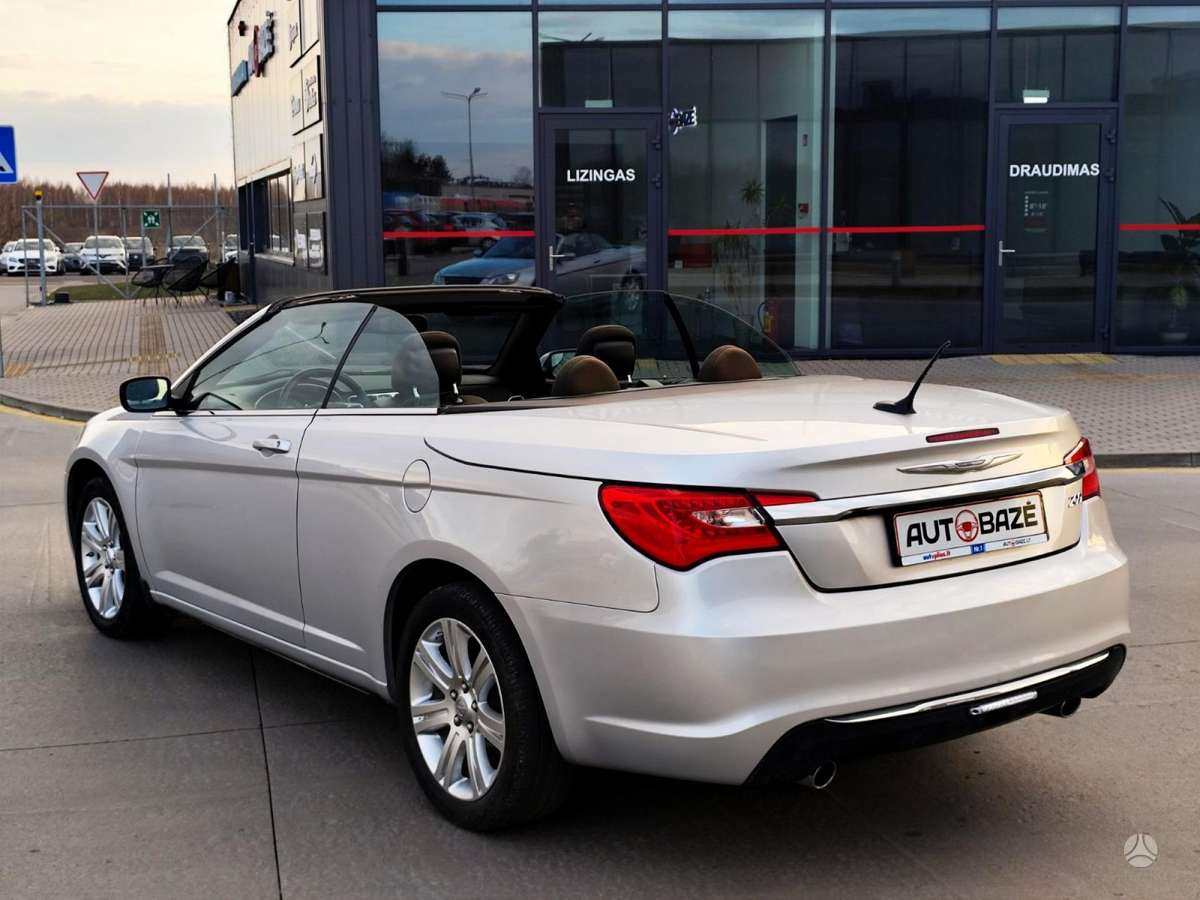 Chrysler 200, 3.6 l., convertible