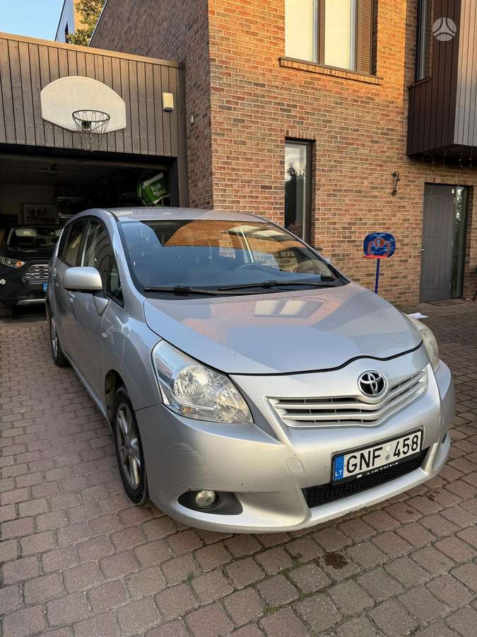 Toyota Verso - 12