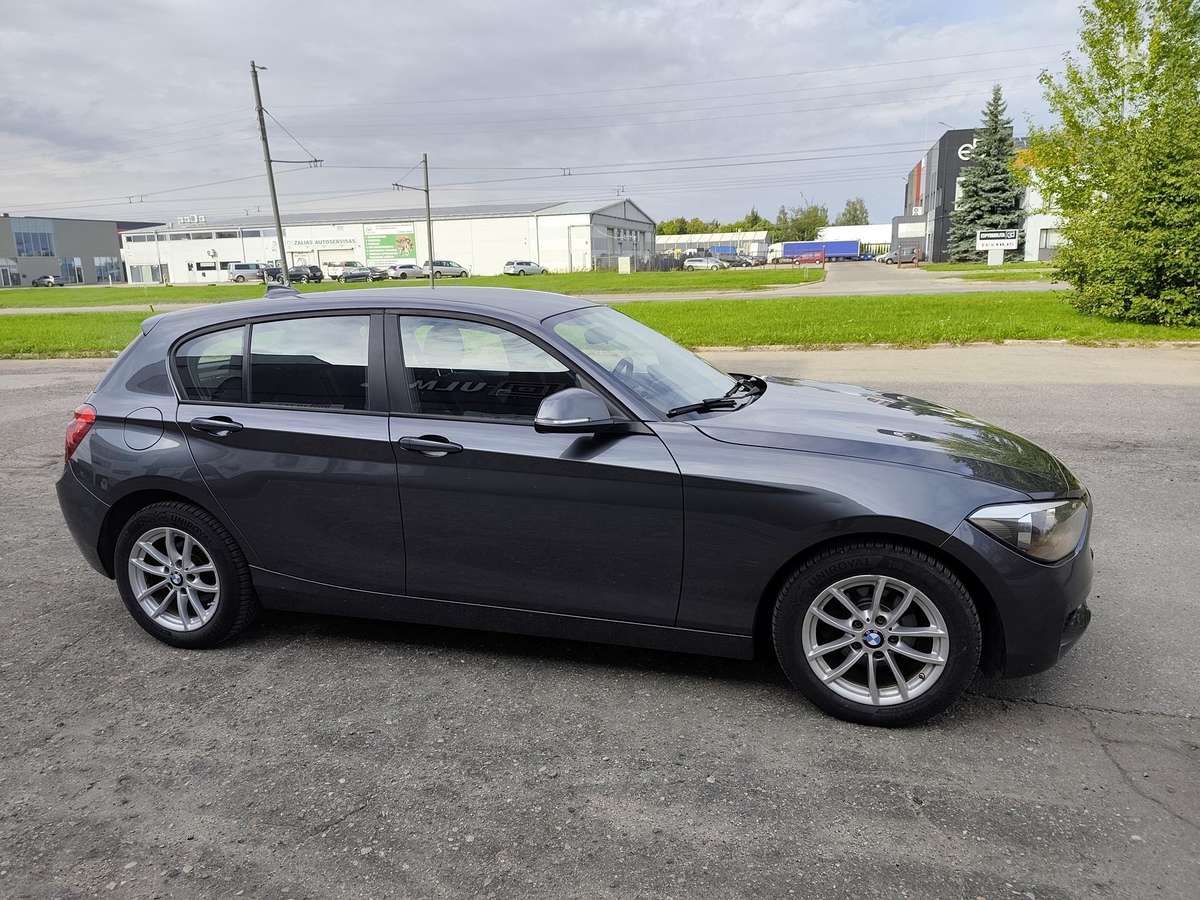 BMW 116, 2.0 l., Хэтчбек